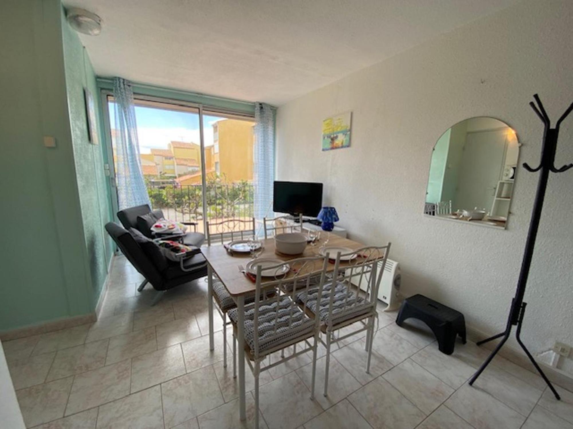 T2 - Parking - Wifi - Proche - Calme - 2 Pers - Narbonne-plage - Fr-1-795-15